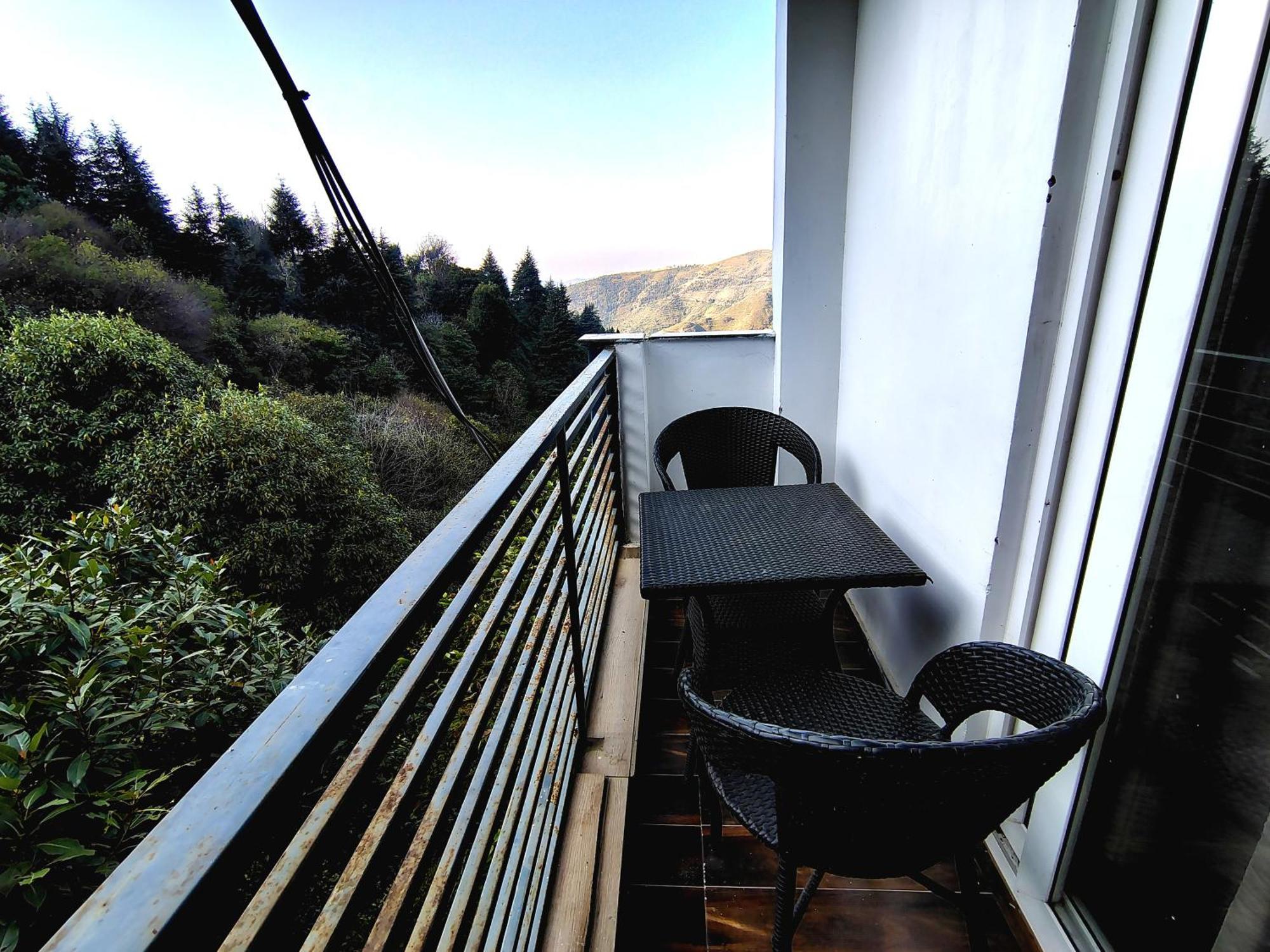 Chakrata Inn Resort Buitenkant foto